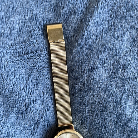 Watch - Picture 3 of 6